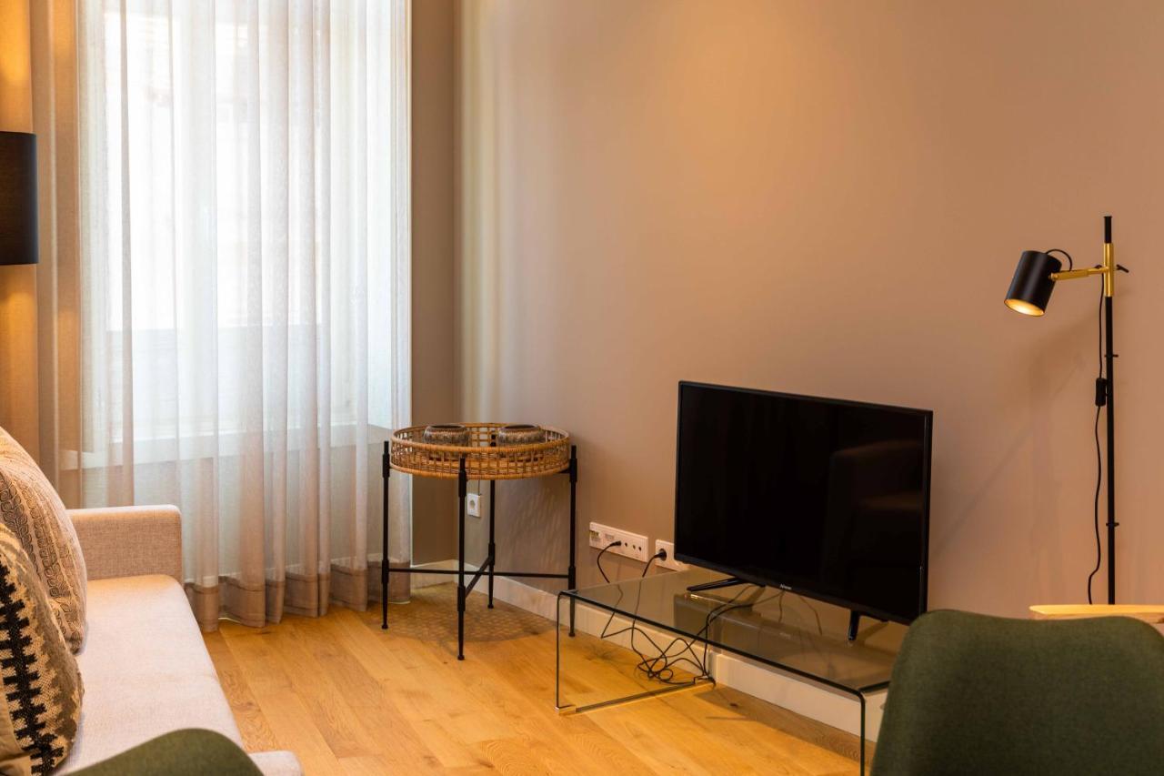 Viva Size Flats Clerigos Apartment Porto Exterior photo